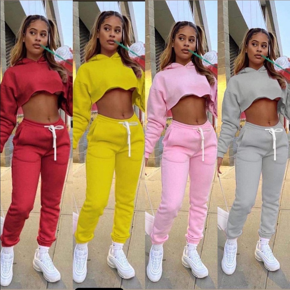 Women 2 piece crop set